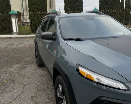 Серый Джип Чероки, объемом двигателя 3.24 л и пробегом 352 тыс. км за 12500 $, фото 5 на Automoto.ua