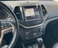 Серый Джип Чероки, объемом двигателя 3.2 л и пробегом 230 тыс. км за 16000 $, фото 2 на Automoto.ua