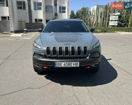 Серый Джип Чероки, объемом двигателя 3.24 л и пробегом 235 тыс. км за 15500 $, фото 6 на Automoto.ua