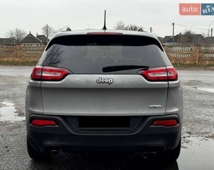 Сірий Джип Cherokee, об'ємом двигуна 2.36 л та пробігом 140 тис. км за 11852 $, фото 12 на Automoto.ua