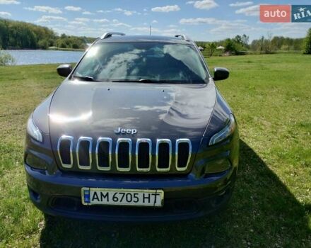 Серый Джип Чероки, объемом двигателя 2.36 л и пробегом 132 тыс. км за 12100 $, фото 1 на Automoto.ua