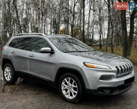 Сірий Джип Cherokee, об'ємом двигуна 2.36 л та пробігом 140 тис. км за 11852 $, фото 2 на Automoto.ua
