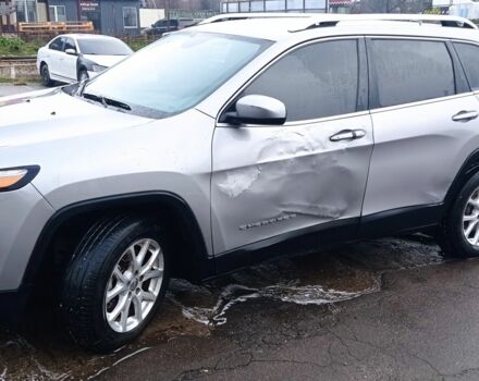 Серый Джип Чероки, объемом двигателя 2.4 л и пробегом 150 тыс. км за 11700 $, фото 4 на Automoto.ua