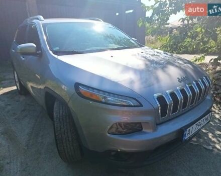 Сірий Джип Cherokee, об'ємом двигуна 2.36 л та пробігом 185 тис. км за 12999 $, фото 4 на Automoto.ua