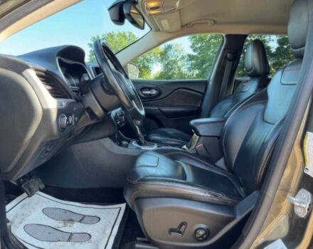 Сірий Джип Cherokee, об'ємом двигуна 2.4 л та пробігом 75 тис. км за 3250 $, фото 8 на Automoto.ua