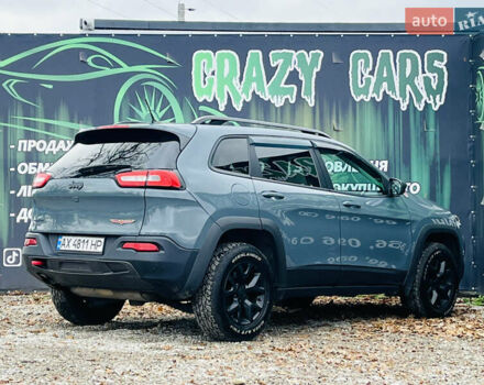 Серый Джип Чероки, объемом двигателя 2.36 л и пробегом 169 тыс. км за 12600 $, фото 5 на Automoto.ua