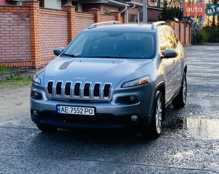 Сірий Джип Cherokee, об'ємом двигуна 2.36 л та пробігом 122 тис. км за 11800 $, фото 10 на Automoto.ua