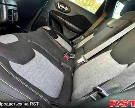 Джип Cherokee 2015 у Ахтырке на Automoto.ua Сірий Джип Cherokee, об'ємом двигуна 2.4 л та пробігом 150 тис. км за 11850 $, фото 5 на Automoto.ua