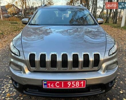 Джип Cherokee 2015 у Ахтырке на Automoto.ua Сірий Джип Cherokee, об'ємом двигуна 2.4 л та пробігом 145 тис. км за 11850 $, фото 13 на Automoto.ua