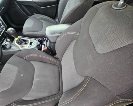 Серый Джип Чероки, объемом двигателя 3.2 л и пробегом 177 тыс. км за 11000 $, фото 12 на Automoto.ua