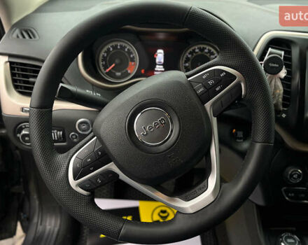 Серый Джип Чероки, объемом двигателя 3.24 л и пробегом 243 тыс. км за 12900 $, фото 9 на Automoto.ua