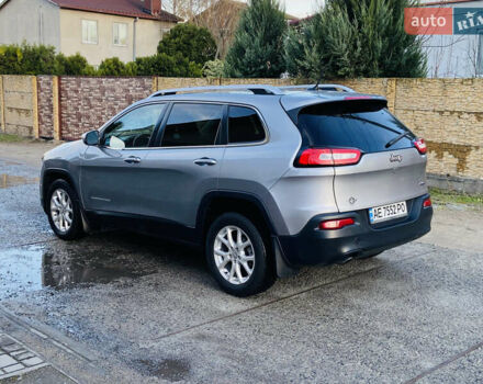 Сірий Джип Cherokee, об'ємом двигуна 2.36 л та пробігом 122 тис. км за 11800 $, фото 3 на Automoto.ua