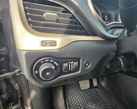 Серый Джип Чероки, объемом двигателя 3.2 л и пробегом 177 тыс. км за 11000 $, фото 14 на Automoto.ua