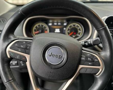 Серый Джип Чероки, объемом двигателя 3.24 л и пробегом 195 тыс. км за 14800 $, фото 12 на Automoto.ua