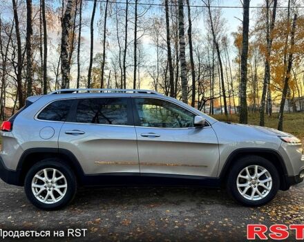 Джип Cherokee 2015 у Ахтырке на Automoto.ua Сірий Джип Cherokee, об'ємом двигуна 2.4 л та пробігом 150 тис. км за 11850 $, фото 1 на Automoto.ua