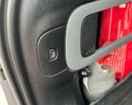 Серый Джип Чероки, объемом двигателя 3.24 л и пробегом 195 тыс. км за 14800 $, фото 28 на Automoto.ua