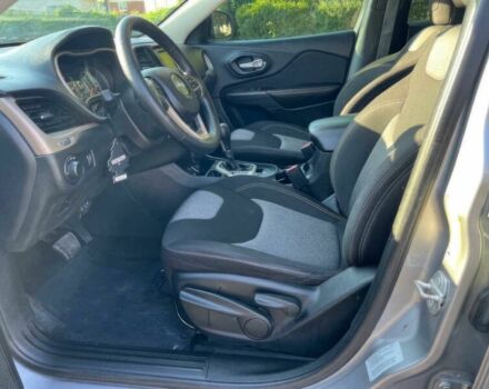 Сірий Джип Cherokee, об'ємом двигуна 2.4 л та пробігом 71 тис. км за 5800 $, фото 8 на Automoto.ua