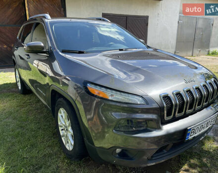 Сірий Джип Cherokee, об'ємом двигуна 2.36 л та пробігом 195 тис. км за 13950 $, фото 2 на Automoto.ua