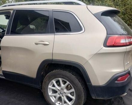 Сірий Джип Cherokee, об'ємом двигуна 2.36 л та пробігом 227 тис. км за 12500 $, фото 3 на Automoto.ua
