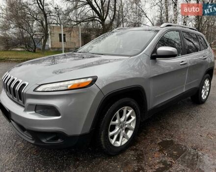 Сірий Джип Cherokee, об'ємом двигуна 2.36 л та пробігом 140 тис. км за 11852 $, фото 7 на Automoto.ua