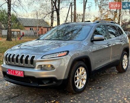 Джип Cherokee 2015 у Ахтырке на Automoto.ua Сірий Джип Cherokee, об'ємом двигуна 2.4 л та пробігом 145 тис. км за 11850 $, фото 2 на Automoto.ua