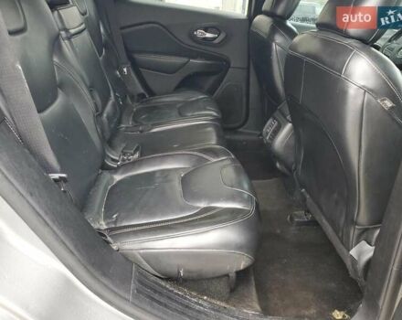 Сірий Джип Cherokee, об'ємом двигуна 3.24 л та пробігом 186 тис. км за 2900 $, фото 9 на Automoto.ua