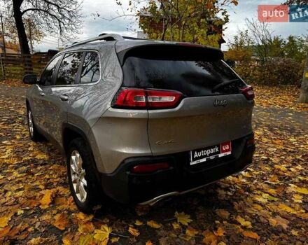 Сірий Джип Cherokee, об'ємом двигуна 3.2 л та пробігом 224 тис. км за 12290 $, фото 7 на Automoto.ua