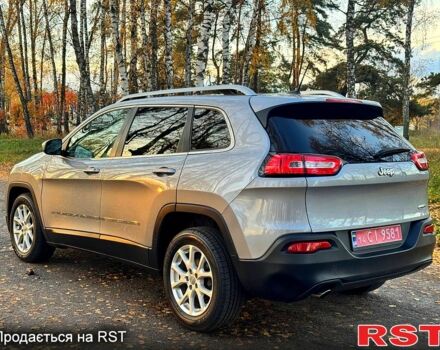 Джип Cherokee 2015 у Ахтырке на Automoto.ua Сірий Джип Cherokee, об'ємом двигуна 2.4 л та пробігом 150 тис. км за 11850 $, фото 3 на Automoto.ua