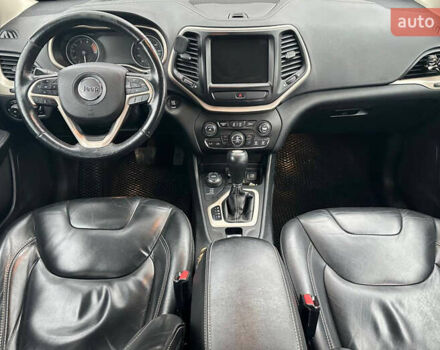 Серый Джип Чероки, объемом двигателя 3.24 л и пробегом 200 тыс. км за 11300 $, фото 6 на Automoto.ua