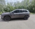 Сірий Джип Cherokee, об'ємом двигуна 3.2 л та пробігом 112 тис. км за 13000 $, фото 7 на Automoto.ua