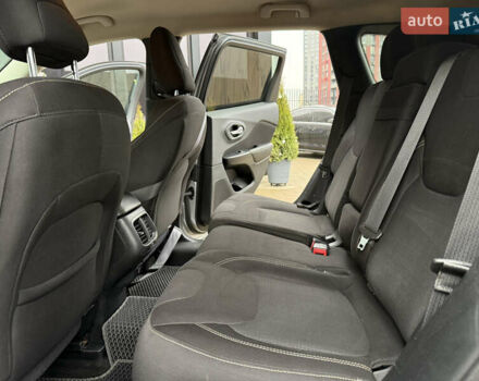 Сірий Джип Cherokee, об'ємом двигуна 2.36 л та пробігом 190 тис. км за 12000 $, фото 15 на Automoto.ua