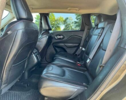 Сірий Джип Cherokee, об'ємом двигуна 2.4 л та пробігом 75 тис. км за 3250 $, фото 10 на Automoto.ua