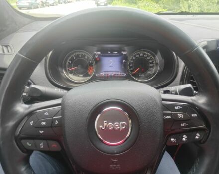 Сірий Джип Cherokee, об'ємом двигуна 3.2 л та пробігом 112 тис. км за 13000 $, фото 17 на Automoto.ua