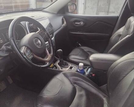 Серый Джип Чероки, объемом двигателя 2.4 л и пробегом 177 тыс. км за 12400 $, фото 4 на Automoto.ua