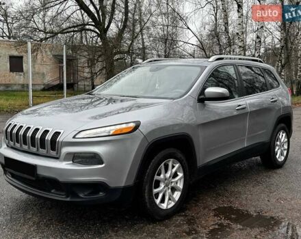 Сірий Джип Cherokee, об'ємом двигуна 2.36 л та пробігом 140 тис. км за 11852 $, фото 4 на Automoto.ua