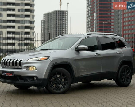 Сірий Джип Cherokee, об'ємом двигуна 2.36 л та пробігом 190 тис. км за 12000 $, фото 6 на Automoto.ua