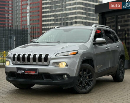Сірий Джип Cherokee, об'ємом двигуна 2.36 л та пробігом 190 тис. км за 12000 $, фото 5 на Automoto.ua