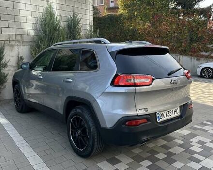 Джип Чероки 2015 в Ровно на Automoto.ua Серый Джип Чероки, объемом двигателя 2.36 л и пробегом 136 тыс. км за 10500 $, фото 8 на Automoto.ua