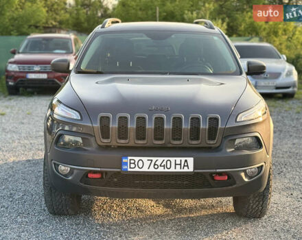Сірий Джип Cherokee, об'ємом двигуна 3.24 л та пробігом 185 тис. км за 13700 $, фото 3 на Automoto.ua
