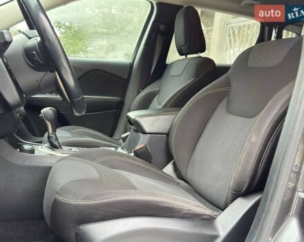 Серый Джип Чероки, объемом двигателя 3.24 л и пробегом 172 тыс. км за 11900 $, фото 9 на Automoto.ua