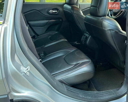 Сірий Джип Cherokee, об'ємом двигуна 3.2 л та пробігом 224 тис. км за 14490 $, фото 28 на Automoto.ua