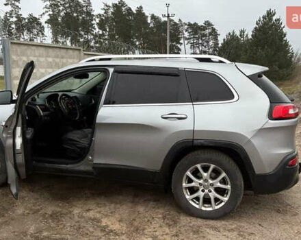 Сірий Джип Cherokee, об'ємом двигуна 2.36 л та пробігом 168 тис. км за 10500 $, фото 5 на Automoto.ua