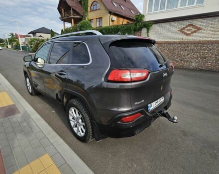 Серый Джип Чероки, объемом двигателя 3.2 л и пробегом 177 тыс. км за 11000 $, фото 5 на Automoto.ua