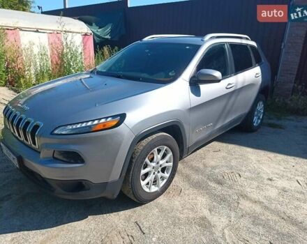 Сірий Джип Cherokee, об'ємом двигуна 2.36 л та пробігом 185 тис. км за 12999 $, фото 2 на Automoto.ua