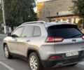 Серый Джип Чероки, объемом двигателя 2.36 л и пробегом 125 тыс. км за 15500 $, фото 2 на Automoto.ua