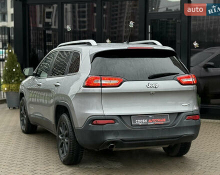 Сірий Джип Cherokee, об'ємом двигуна 2.36 л та пробігом 190 тис. км за 12000 $, фото 8 на Automoto.ua