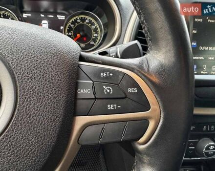 Сірий Джип Cherokee, об'ємом двигуна 3.2 л та пробігом 224 тис. км за 12290 $, фото 14 на Automoto.ua