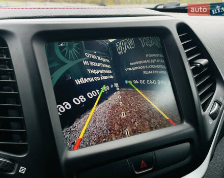 Серый Джип Чероки, объемом двигателя 2.36 л и пробегом 169 тыс. км за 12600 $, фото 27 на Automoto.ua