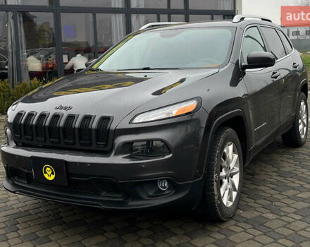 Серый Джип Чероки, объемом двигателя 3.24 л и пробегом 243 тыс. км за 12900 $, фото 2 на Automoto.ua