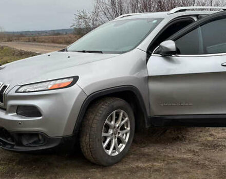 Сірий Джип Cherokee, об'ємом двигуна 2.36 л та пробігом 168 тис. км за 10500 $, фото 6 на Automoto.ua